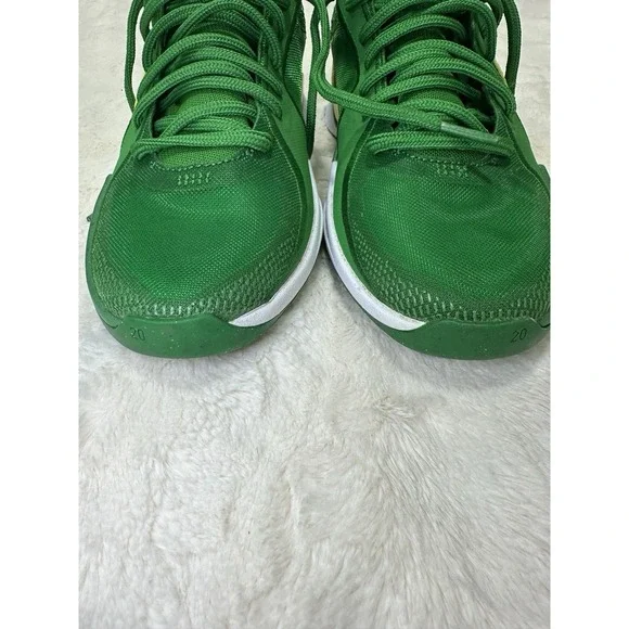 Nike Sabrina 2 Oregon Green Yellow Womens 6.5 Basketball Shoes